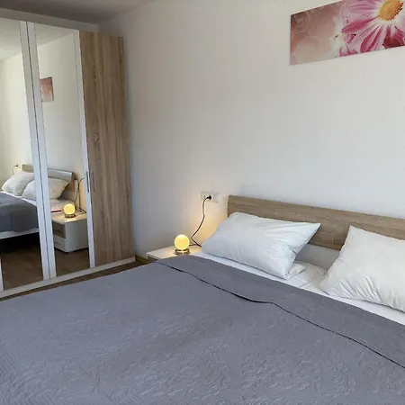 Haus-meeresglueck-wohnung-seemoewe شقة داهم